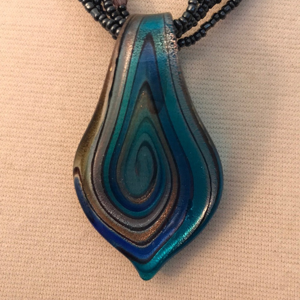 Necklace - Picture 3 of 5